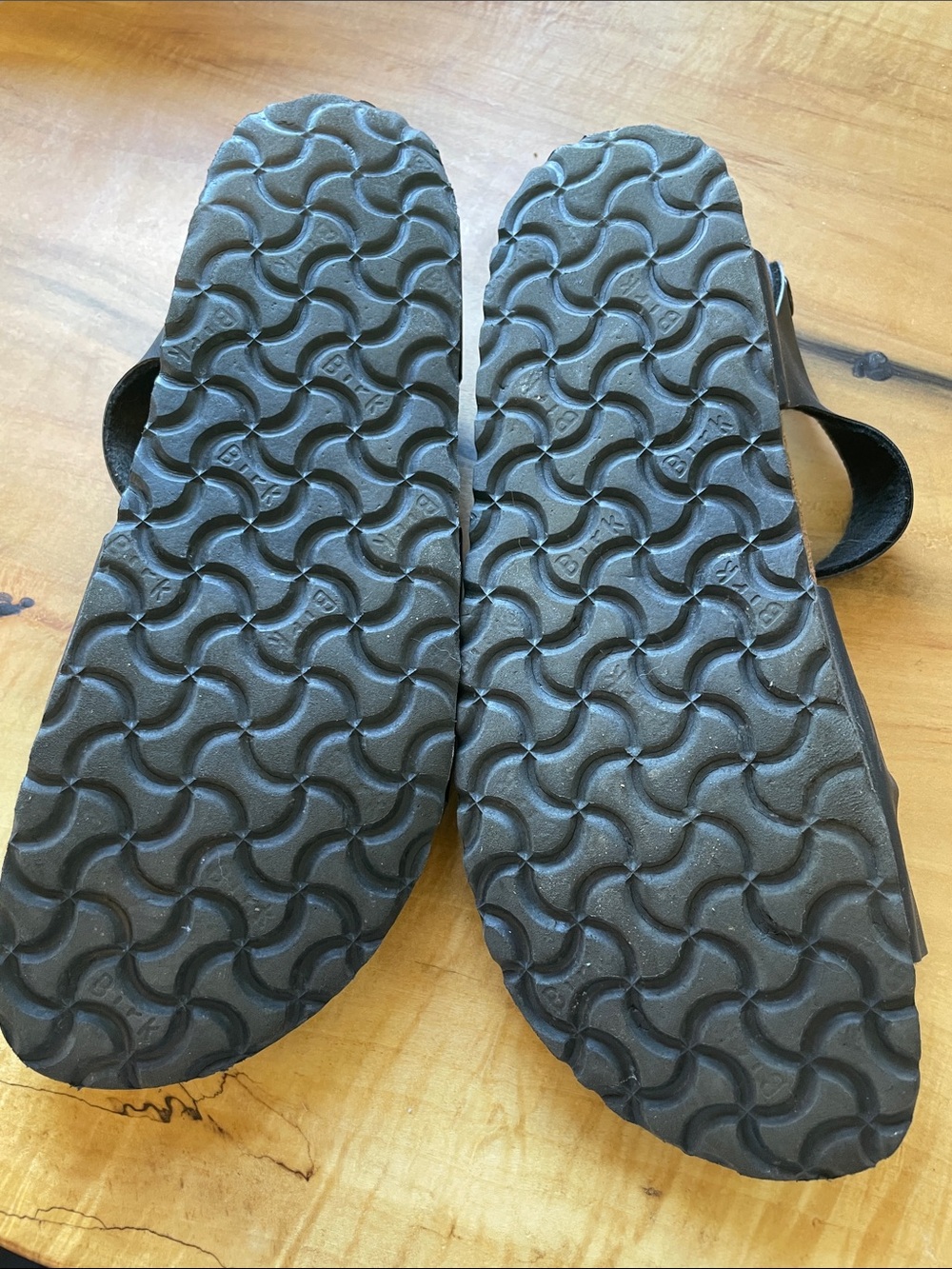Birkenstock Rio Black Sandals with Adjustable Buckles - Picture 6 of 6